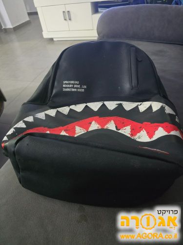 תיק גב לבית ספר
