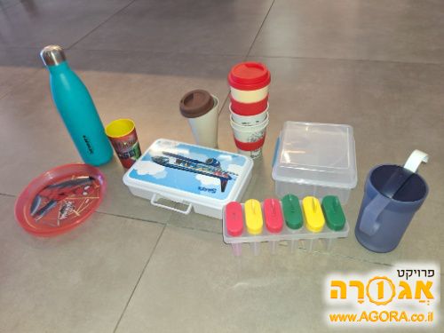 קופסאות אוכל וכלי פלסטיק