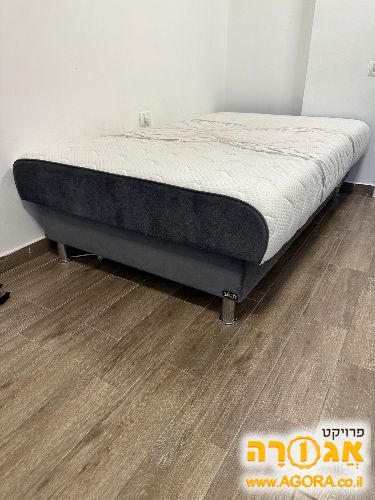 מיטה וחצי מתכווננת