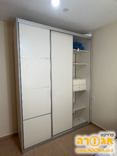 ארון