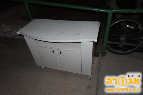 ארונית