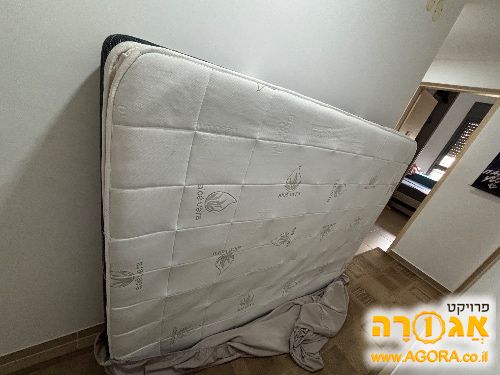 מזרון זוגי 1.40 כחדש