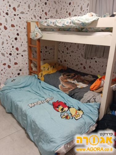מיטת קומותיים