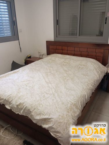 מיטה זוגית