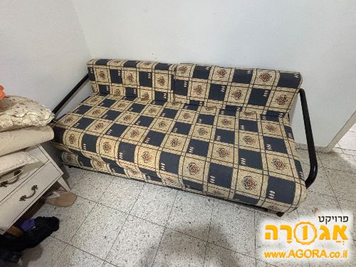 מיטה נפתחת