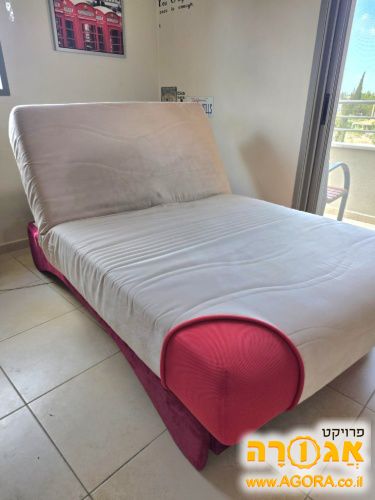 מיטה וחצי מתרוממת חשמלית