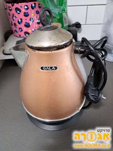 קומקום חשמלי