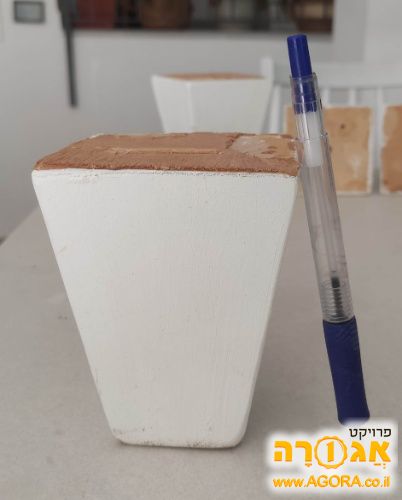 רגלי עץ לרהיט