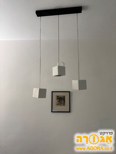 מנורת תקרה תלויה