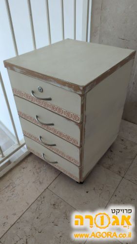 שידה משרדית