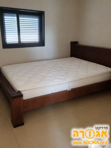 מיטה זוגית