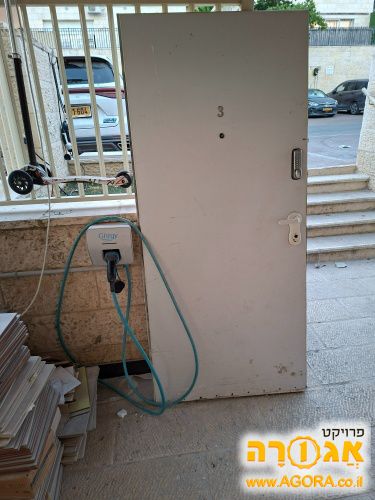 דלת פלדת