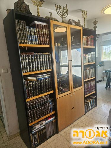 ארון