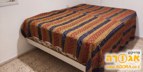 כיסוי מיטה