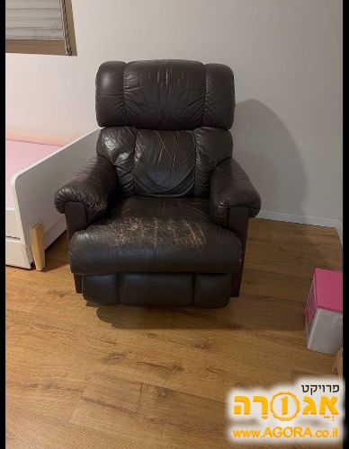 כורסת טלוויזיה