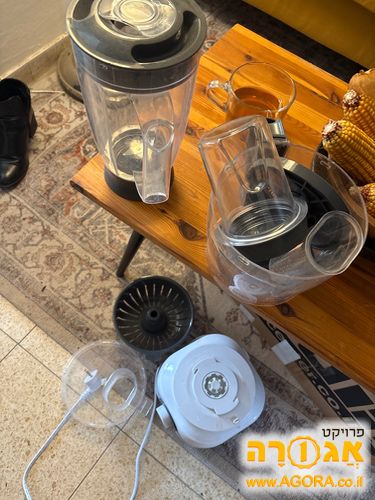 בלנדר מלא אביזרים