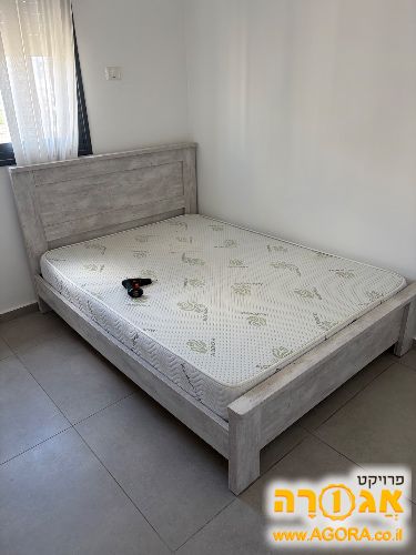 מיטה 140 על 190 מעץ
