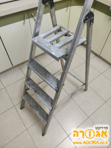 סולם 4 שלבים