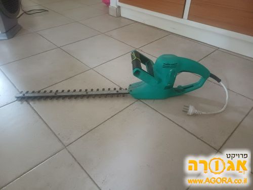 מגזמת גדר חשמלית