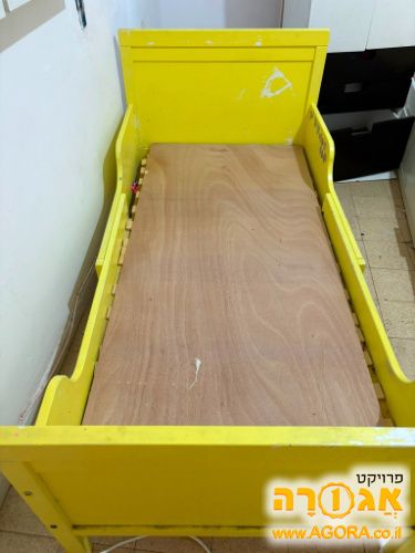 מיטת ילד