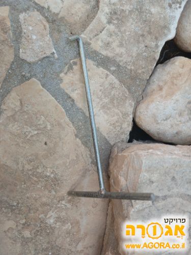מותחן קפיצים לטרפולינה
