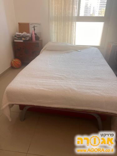 מיטה זוגית