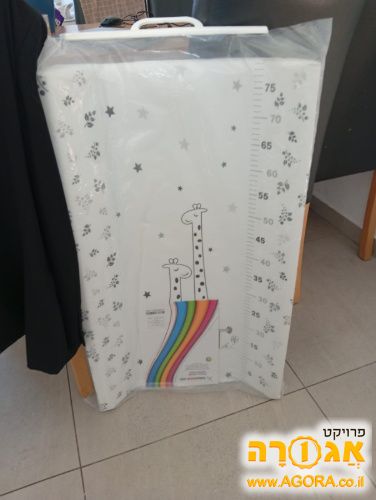 משטח החתלה קשיח למיטה