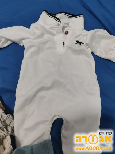 לתינוק סינטטים שלוש עד שש