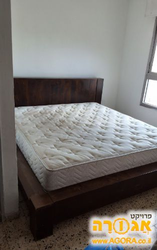 מיטה זוגית