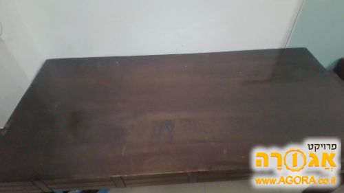 שולחן אוכל ל10 סועדים