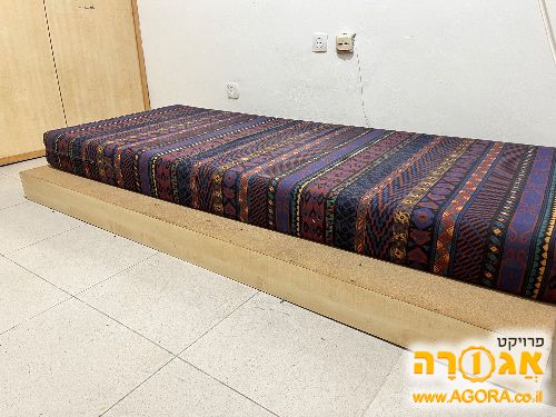 בסיס מיטת יחיד + מזרון