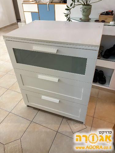 שידת איקאה