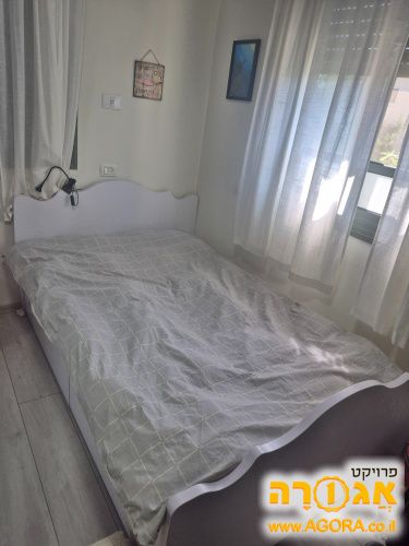 מיטה וחצי+מיטת חבר