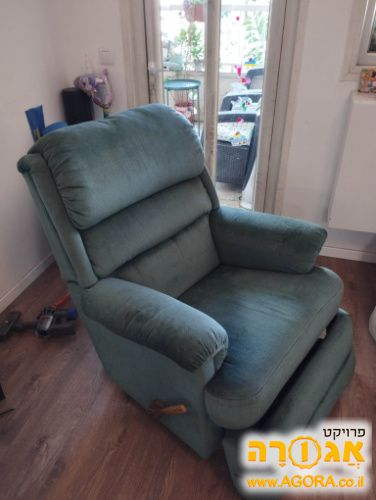 כורסת טלוויזיה