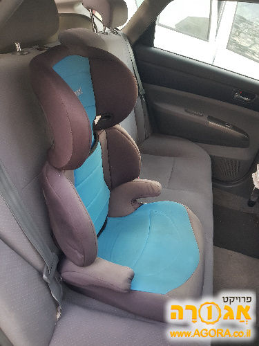 בוסטר עם גב