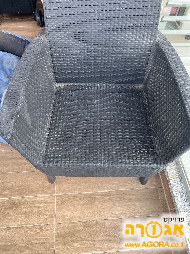 כיסא למרפסת