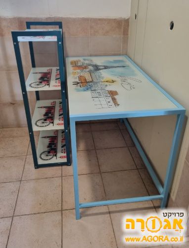 שולחן עבודה ושידה