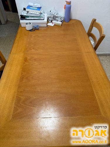 שולחן אוכל