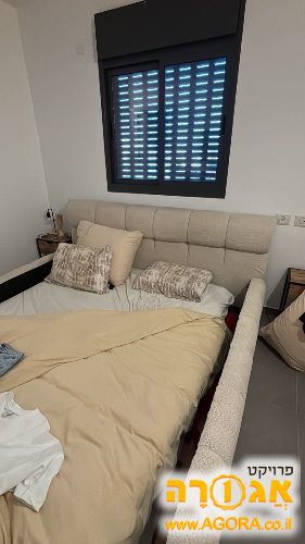 מיטה זוגית 1.8