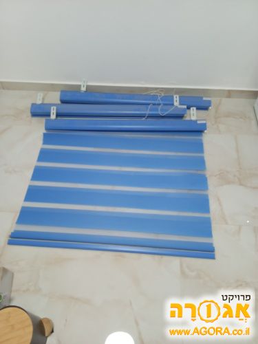 תריס חלון מתגלגל