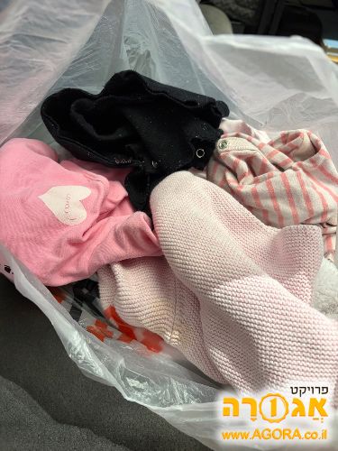 בגדי בנות 3 חודשים