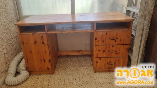 שולחן כתיבה