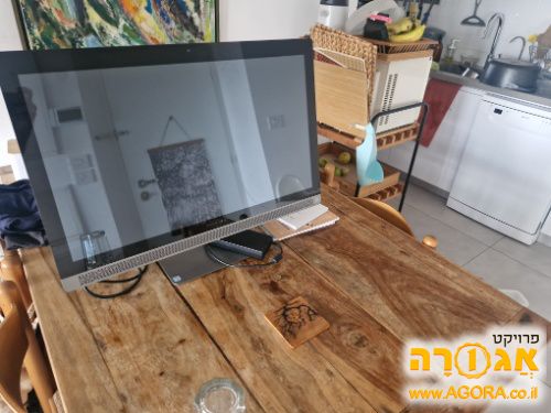 מחשב עם מסך מובנה HP