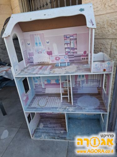 בית בובות ברבי