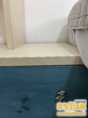 כוורת ומגירה