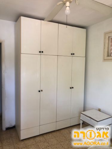 ארון 4 דלתות לבן