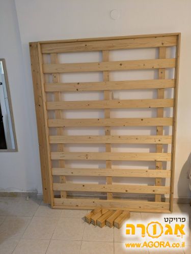 בסיס מיטה זוגית מעץ