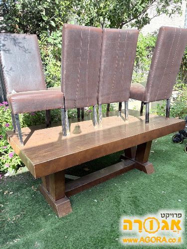 שולחן אוכל מעץ מלא וכיסאות