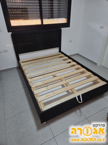 מיטה זוגית
