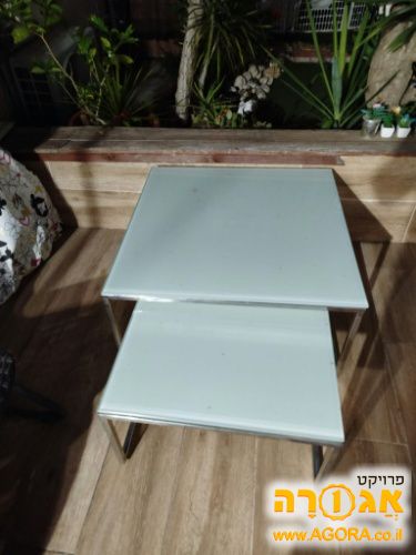 שולחנות זכוכית